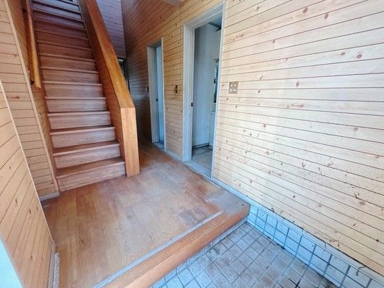 Renovated 4LDK House in Yokkaichi with Garden and Parking - Thumbnail 2