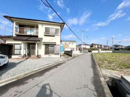 Renovated 4LDK House for Sale in Zentsuji, Kagawa - Thumbnail 3