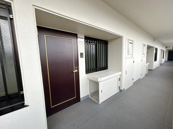 Renovated 2LDK Apartment in Naka-ku, Hiroshima 65.75m² - Image 1
