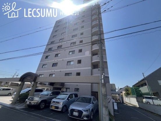 3LDK Renovated Apartment in Himeji, Hyogo - Thumbnail 4