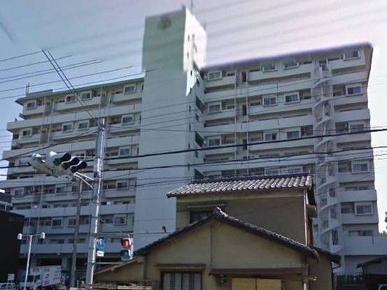 3LDK Apartment for Sale in Fushimi-ku, Kyoto Near Fujinomori Station - Thumbnail 2