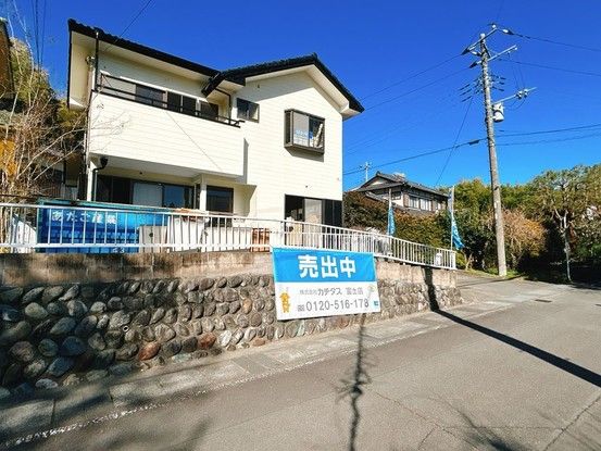 Renovated 4LDK House Near Shibakawa Station in Fujinomiya - Thumbnail 3
