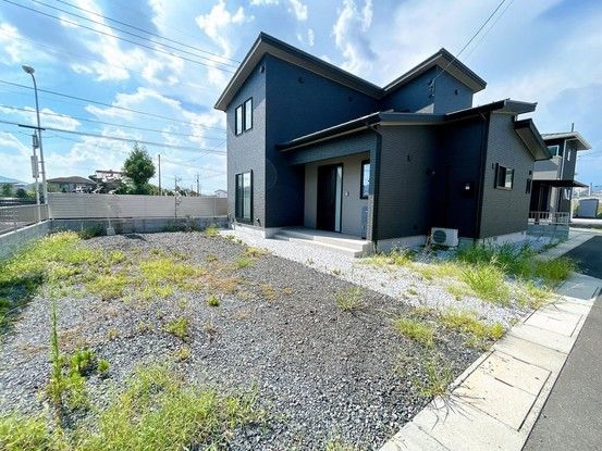 4LDK House for Sale in Tsuyama, Okayama - 110 sqm - Thumbnail 2