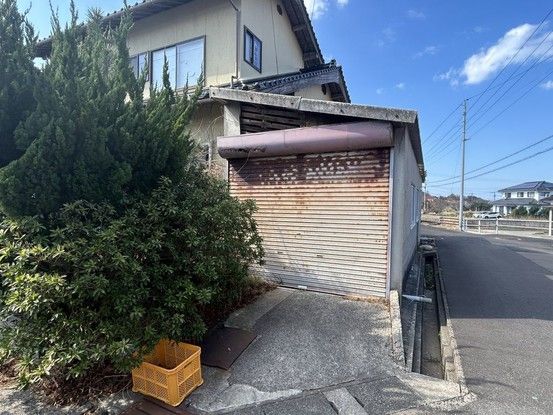 5DK House on Corner Lot in Oda City, Shimane - Thumbnail 3