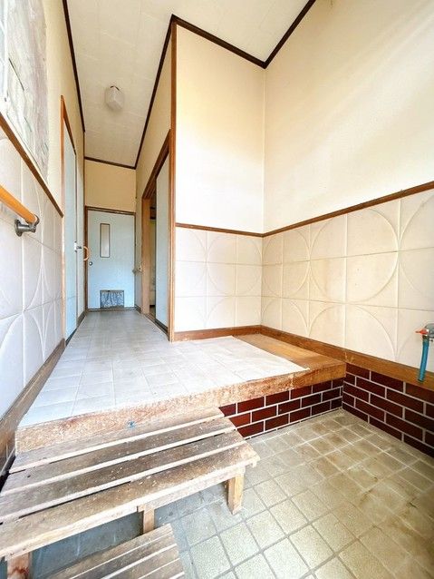 4SK Single-Story House in Daisen City, Akita - Thumbnail 4