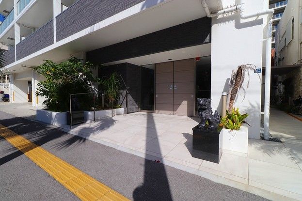 3LDK Apartment for Sale in Naha, Okinawa – 72.21 sqm - Thumbnail 2