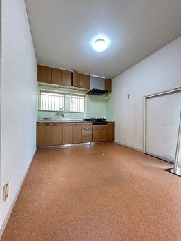 2LDK Used House in Katsushika, Tokyo - 69.68 sqm - Thumbnail 3