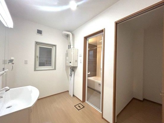 Renovated 7LDK House for Sale in Hakodate, Hokkaido - Thumbnail 3