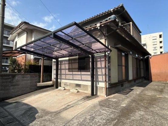 3LDK Detached House for Sale in Oita City, Oita Prefecture - Thumbnail 2