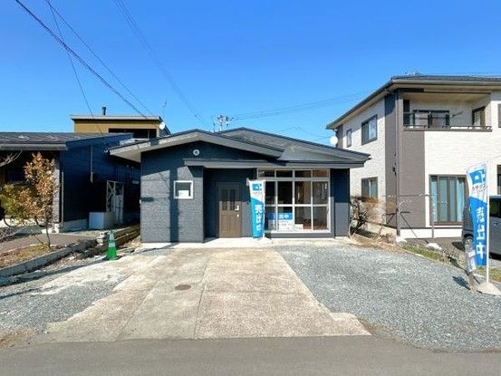 Renovated 3LDK House for Sale in Hanamaki, Iwate - Thumbnail 2