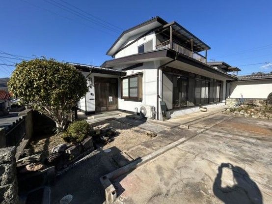 Renovated 5SDK House for Sale in Miyoshi City, Hiroshima - Thumbnail 3