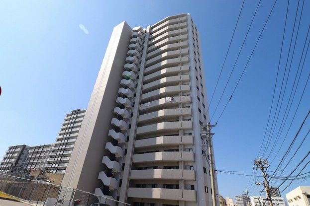 3LDK Apartment for Sale in Urasoe, Okinawa - 74.56 sqm - Thumbnail 3