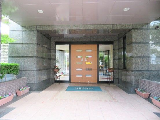 Renovated 3LDK Apartment in Morioka with Modern Kitchen & Bath - Thumbnail 3