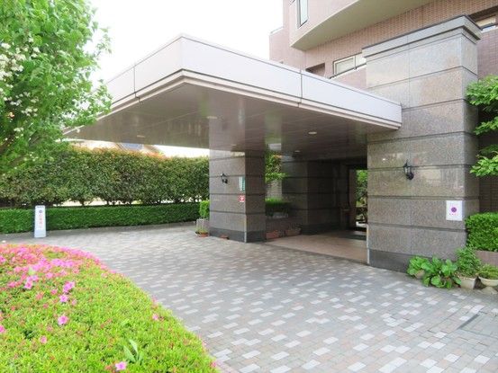 Renovated 3LDK Apartment in Morioka with Modern Kitchen & Bath - Thumbnail 2