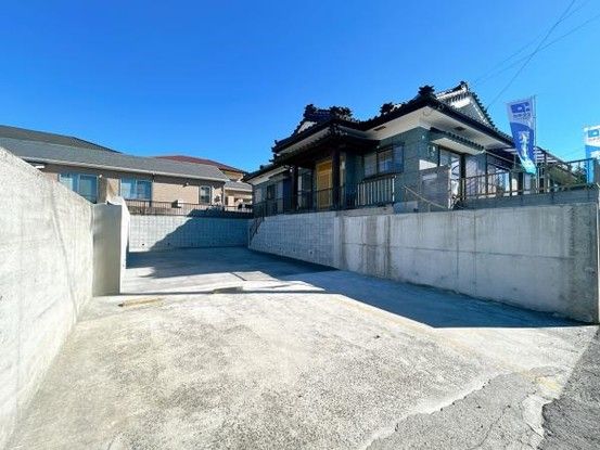 Renovated 4LDK House in Kirishima, Kagoshima - 19.49M Yen - Thumbnail 2