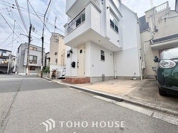 Renovated 3LDK House for Sale Near Hon-Hasunuma Station, Itabashi - Thumbnail 3