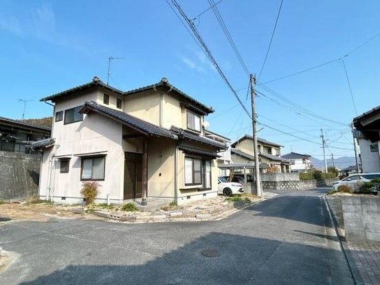 Renovated 3LDK House in Iwakuni City, Yamaguchi - Thumbnail 2