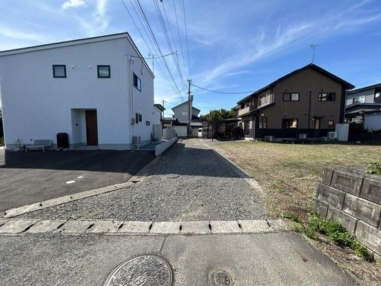 Renovated 3LDK House for Sale in Kitakami, Iwate - Thumbnail 2