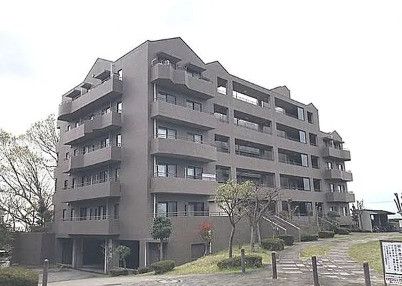 4LDK Apartment for Sale in Katano, Osaka - 95.95 sqm - Thumbnail 2