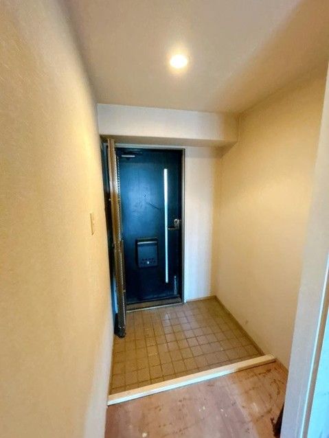 Renovated 3LDK Apartment with Lake View in Otsu, Shiga - Thumbnail 2