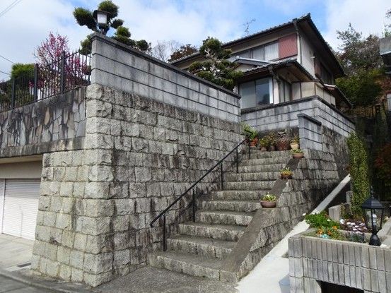 7LDK Resale House in Kawanishi, Hyogo with Large Garden - Thumbnail 2