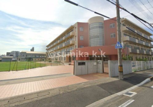 3LDK Apartment for Sale in Wakayama City, Walk to Station - Thumbnail 3