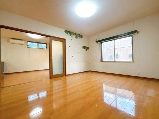 5LDK House for Sale in Isahaya, Nagasaki - 165.5 sqm - Thumbnail 3