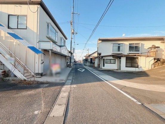 Used Detached House in Kanonji City, Kagawa - 3SDK, 271 sqm - Thumbnail 2