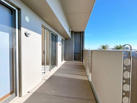 Renovated 4LDK Apartment in Miyazaki City - Thumbnail 2