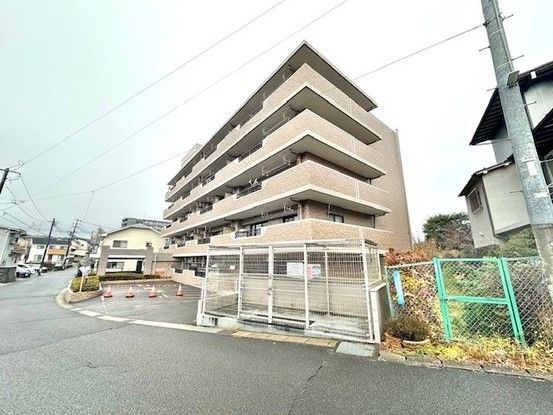 4LDK Apartment for Sale in Yamanote-cho, Sendai - Thumbnail 4