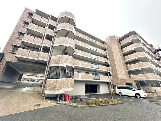 4LDK Apartment for Sale in Yamanote-cho, Sendai - Thumbnail 2