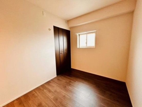 Grand Palace Izumiotsu Shinonome 2LDK Condo for Sale - Thumbnail 2