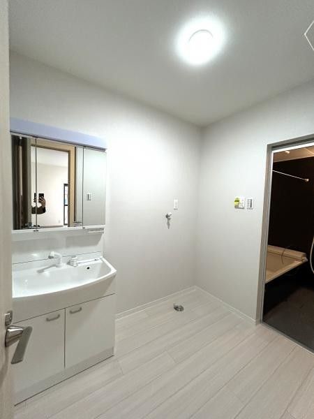 Renovated 3LDK House in Yamaguchi City, 90.5 sqm - Thumbnail 4
