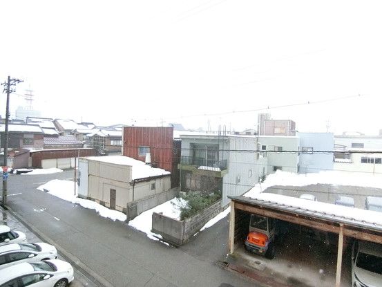 3LDK Apartment for Sale in Takaoka, Toyama - 85.73 sqm - Thumbnail 3