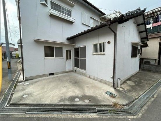 5DK House for Sale in Utazu, Kagawa - 100.06 sqm - Thumbnail 2