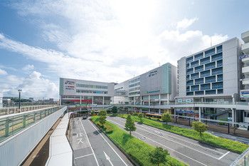 3LDK Apartment for Sale in Kashiwa, Chiba Prefecture - Thumbnail 2