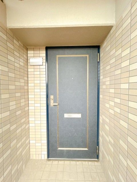 Renovated 4LDK Apartment in Nagasaki City for Sale - Thumbnail 4
