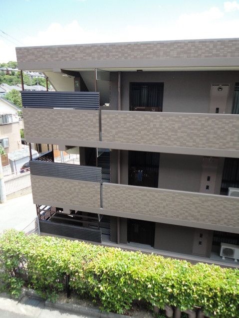3LDK Apartment for Sale in Kawanishi, Hyogo - Thumbnail 3
