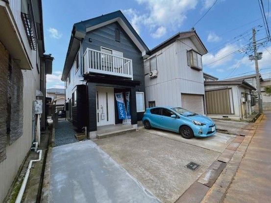 Renovated 4LDK Detached House for Sale in Sanjo, Niigata - Thumbnail 3