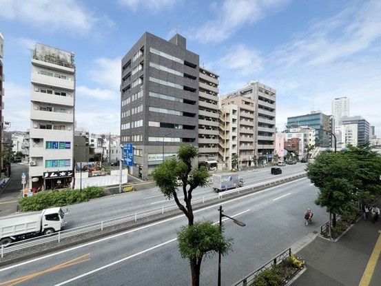 Renovated 1LDK Apartment in Nakameguro, Meguro-ku, Tokyo - Thumbnail 3