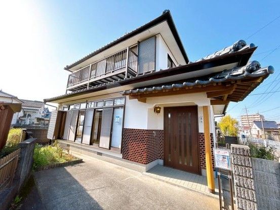 4LDK Detached House for Sale in Yatsushiro, Kumamoto - Thumbnail 2
