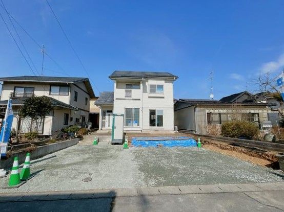 Renovated 4LDK House for Sale in Kitakami, Iwate - Thumbnail 2