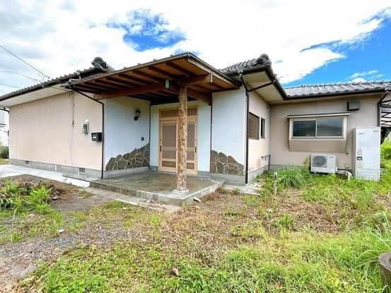 Renovated 4LDK House in Uki City, Kumamoto - Thumbnail 3