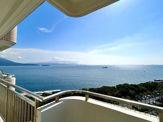 4LDK Apartment with Bay Views in Kagoshima City - Thumbnail 3