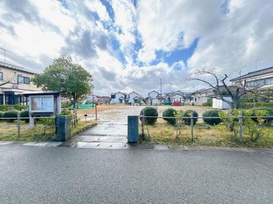Renovated 2LDK House with Large Land in Sakata, Yamagata - Thumbnail 4
