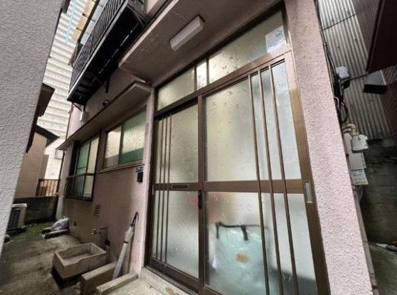 Renovated 2DK House in Koto City, Tokyo – 38.88 sqm - Thumbnail 2