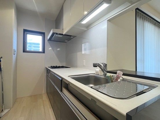 Renovated 2LDK Apartment Near Suizokukan-guchi Station, Kagoshima - Thumbnail 4