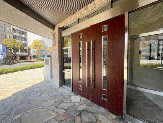 Renovated 2LDK Apartment Near Suizokukan-guchi Station, Kagoshima - Thumbnail 2