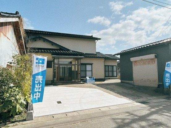 Renovated 5LDK House for Sale in Nakano, Ishikawa - Thumbnail 3