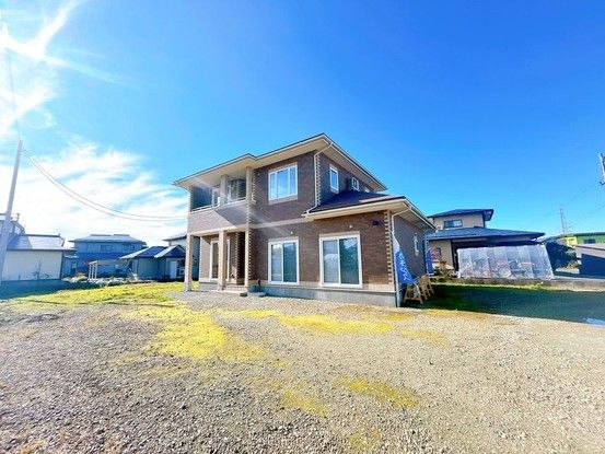 5SLDK House for Sale on Large Lot in Tendo City - Thumbnail 3
